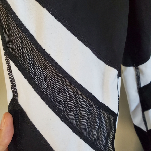 Nova Sport leggings NEW black and white sz XS color block - Picture 2 of 11